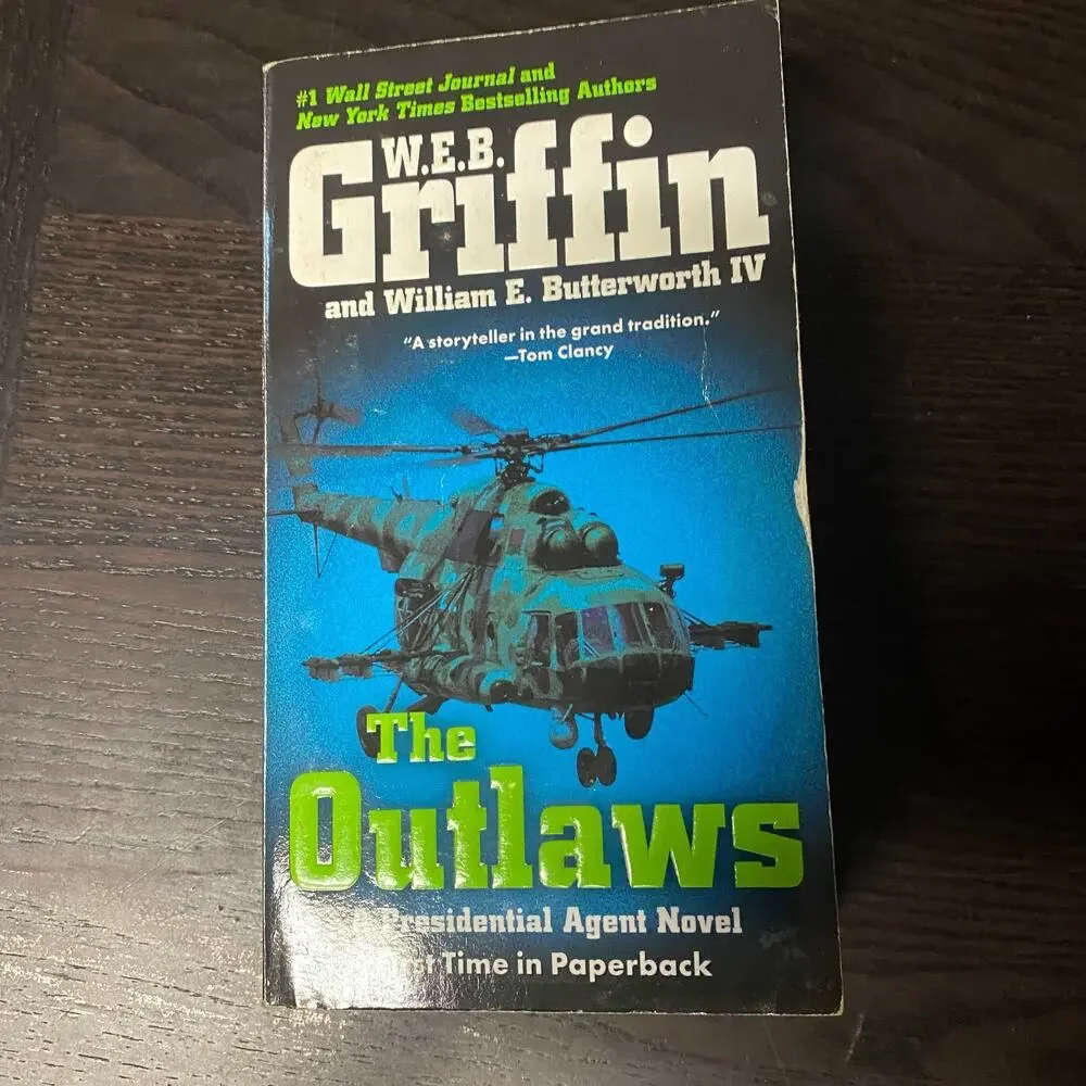 Outlaws by W. E. B. Griffin, William E. Butterworth IV (2011, Trade Paperback)